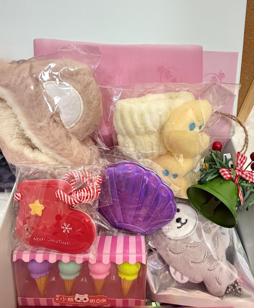 Limited Edition Jolly Wonder Box